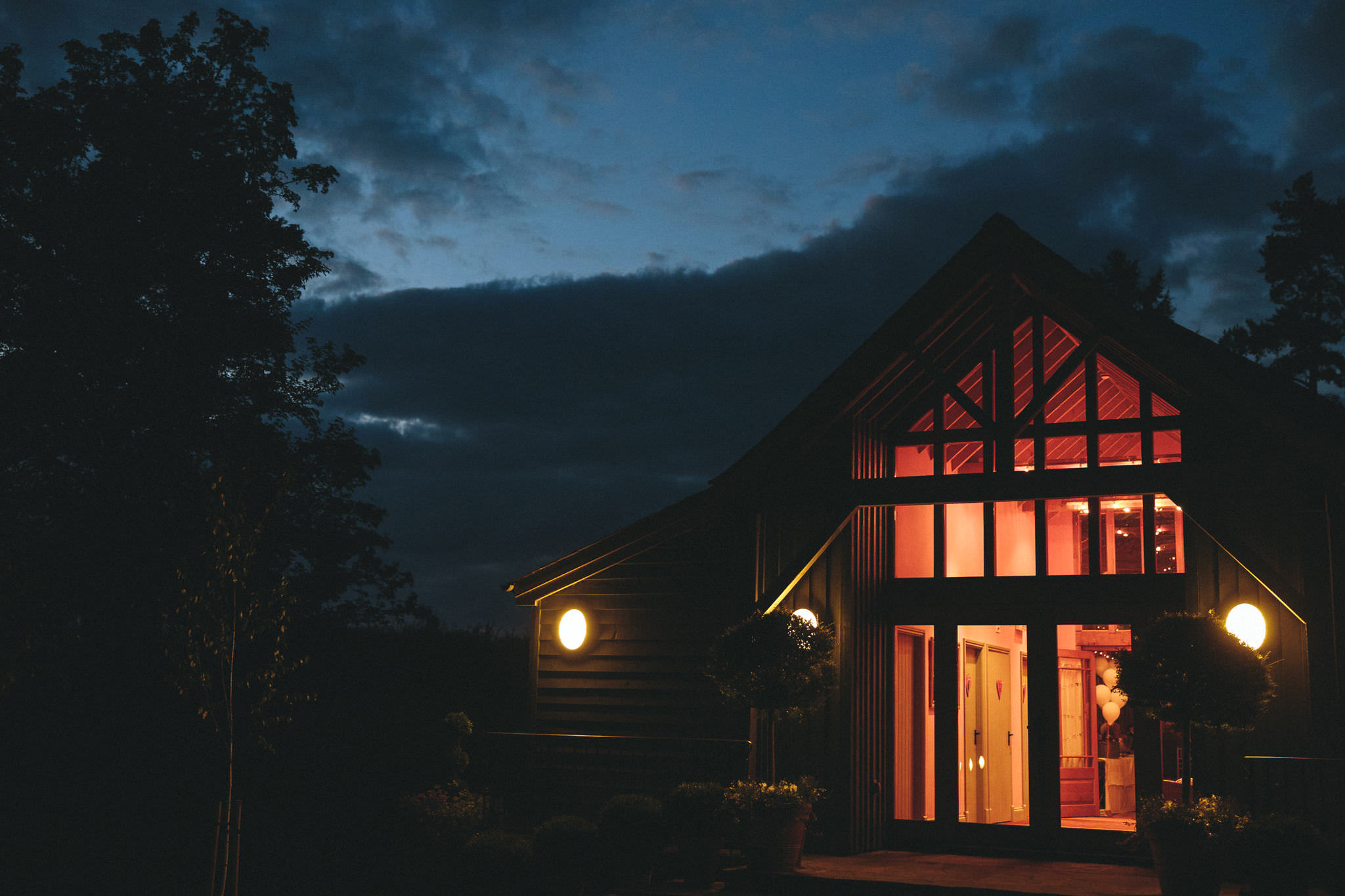 the garden barn wedding photographer