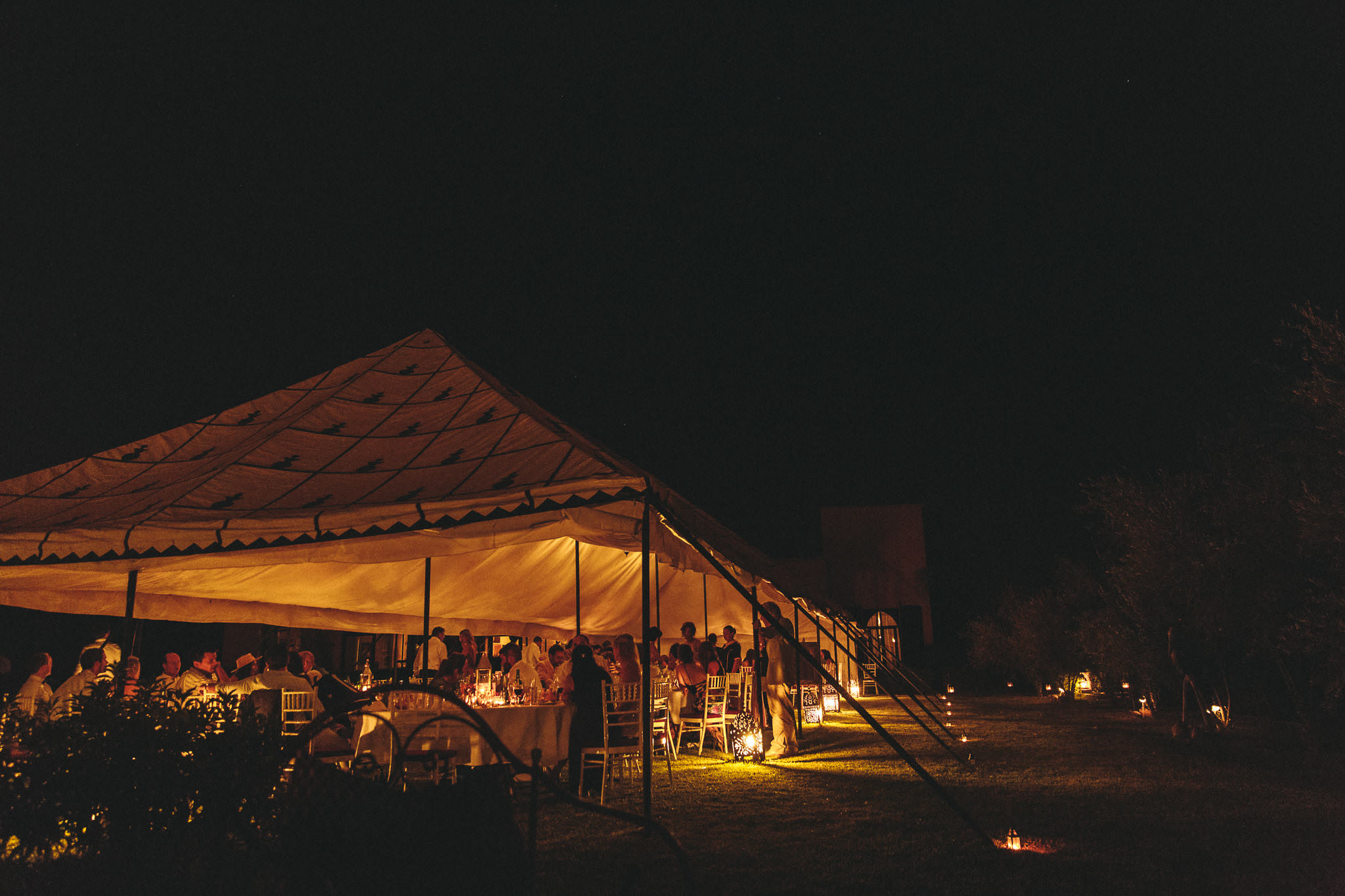 moroccan tent wedding photographer