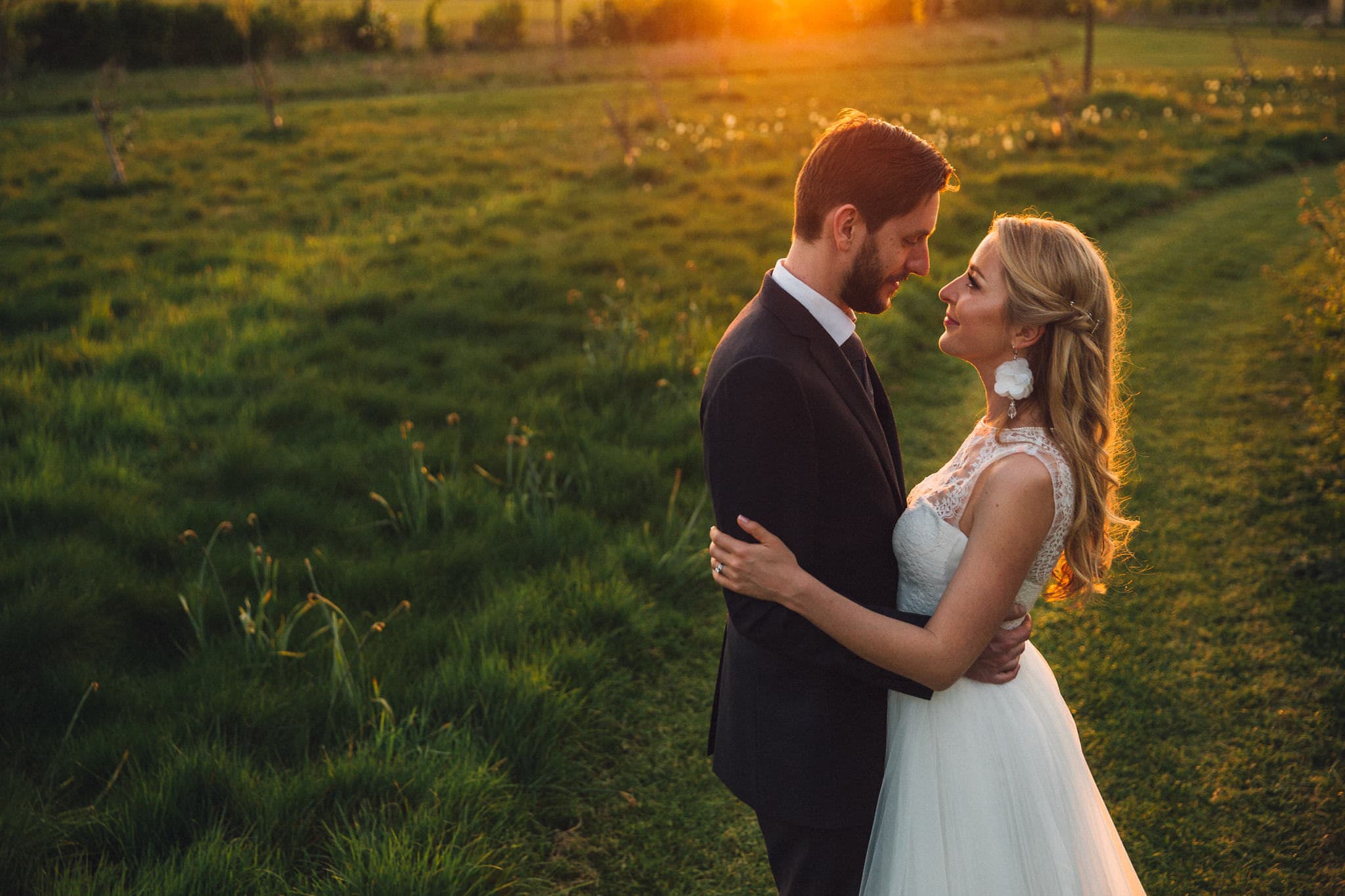 south farm wedding photographer