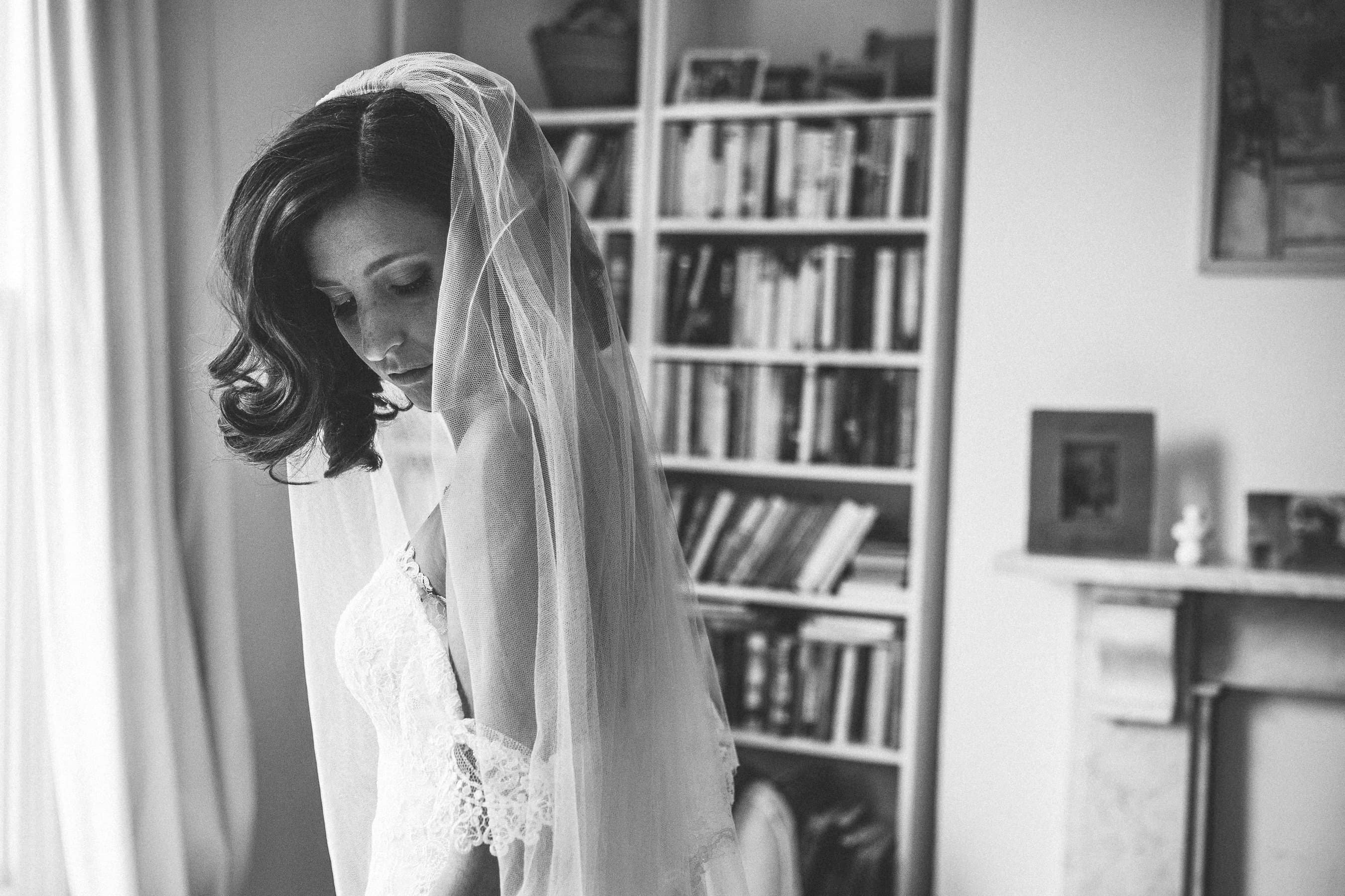 bride preparation photography