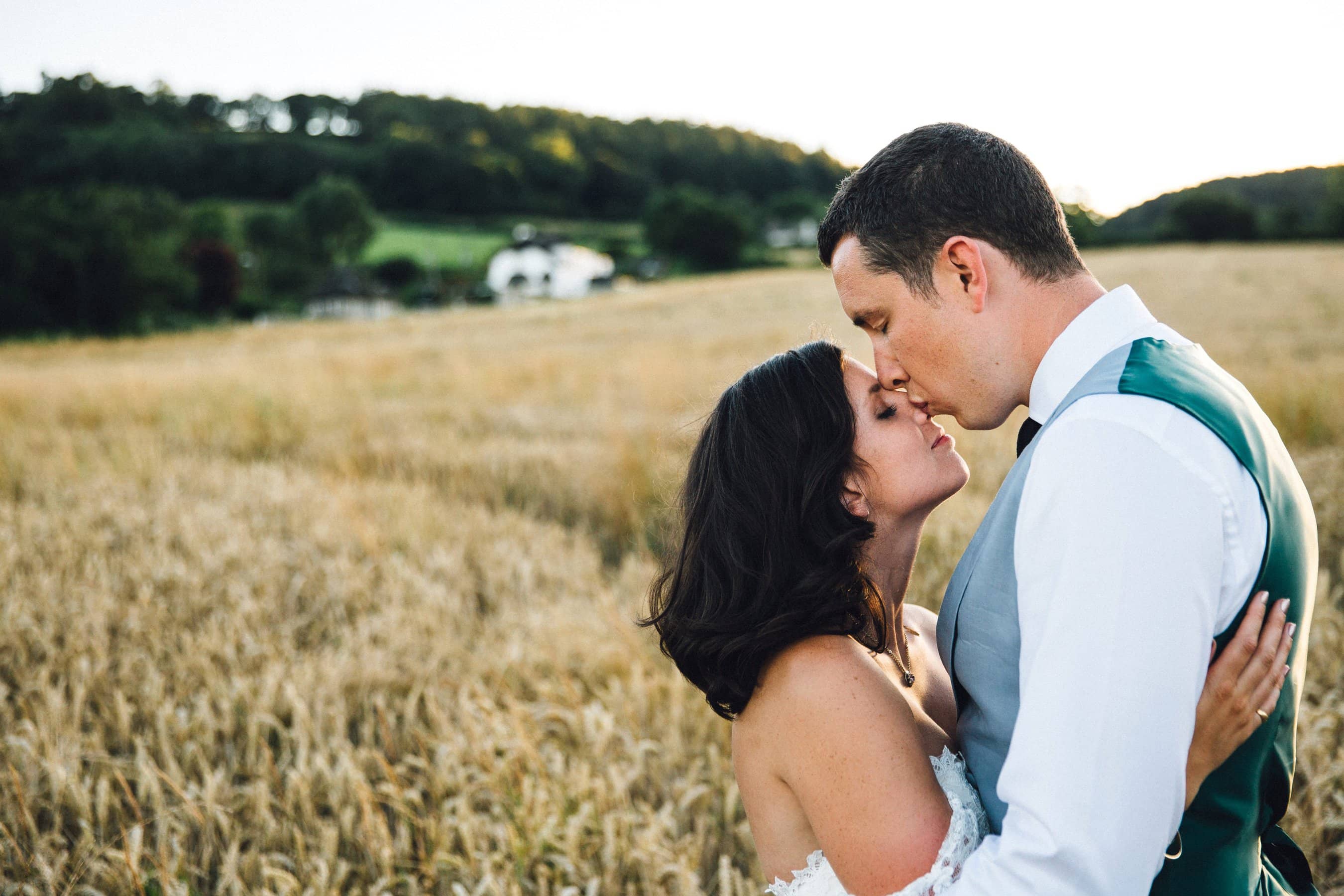 back garden wedding photography devon