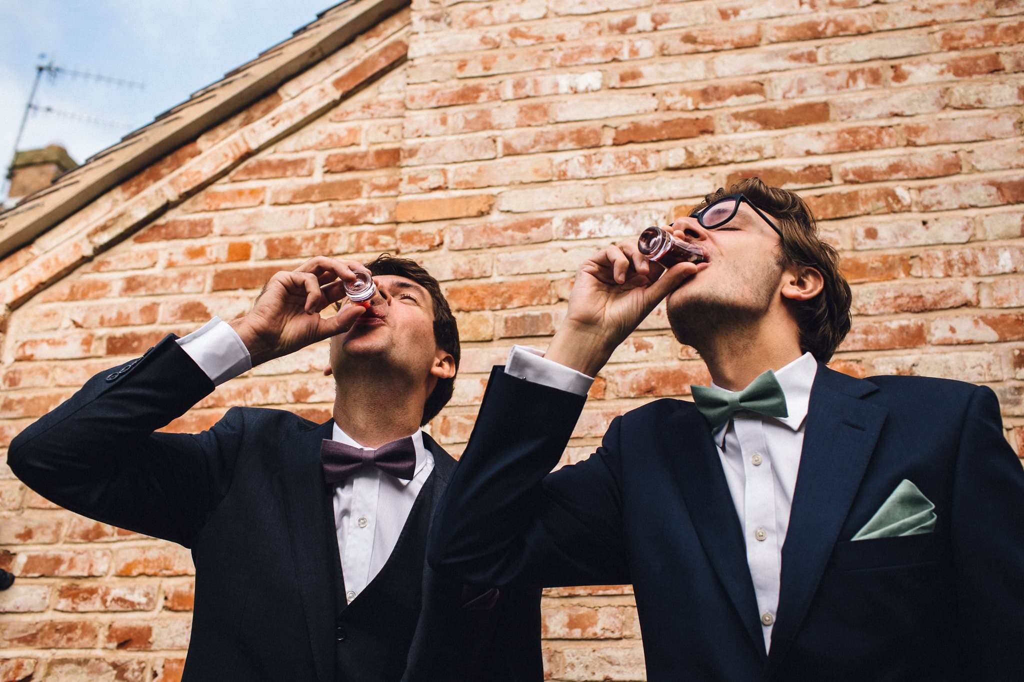 groom bow tie