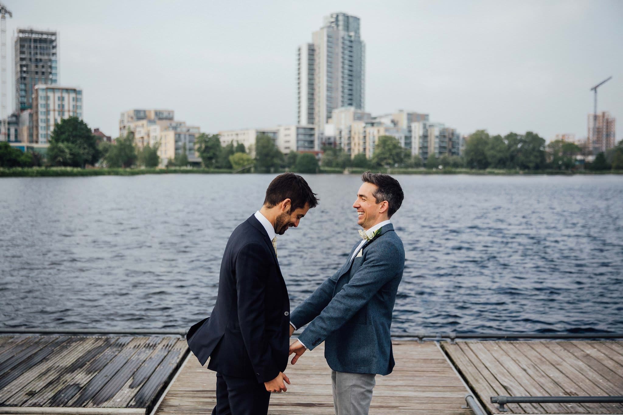 natural portraits by the reservoir