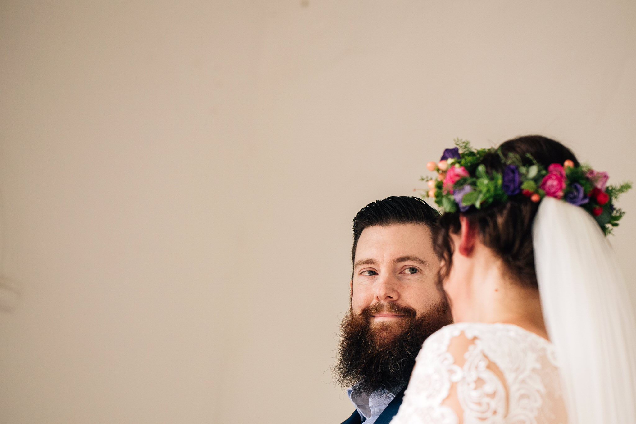 groom wedding ceremony