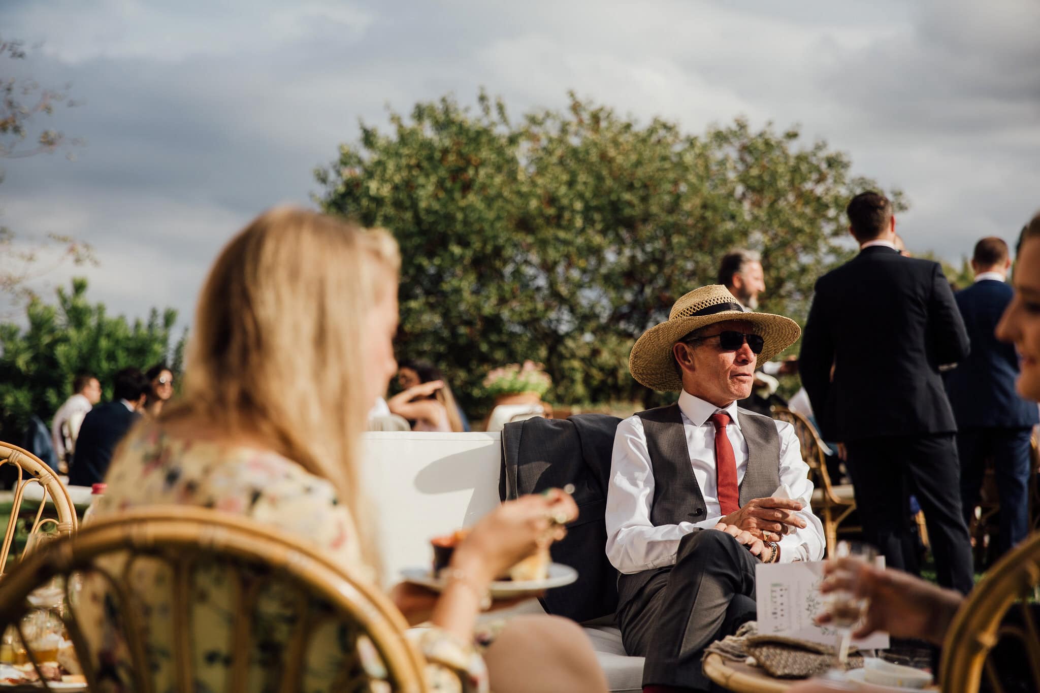 father of the bride in sun hat