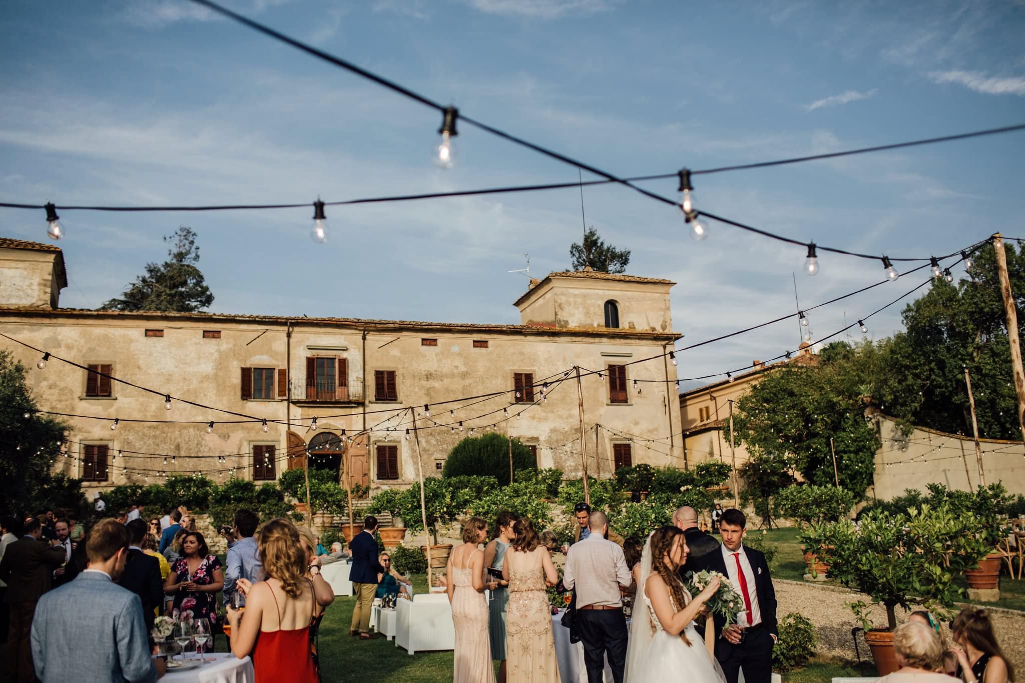 drinks reception at Italian wedding