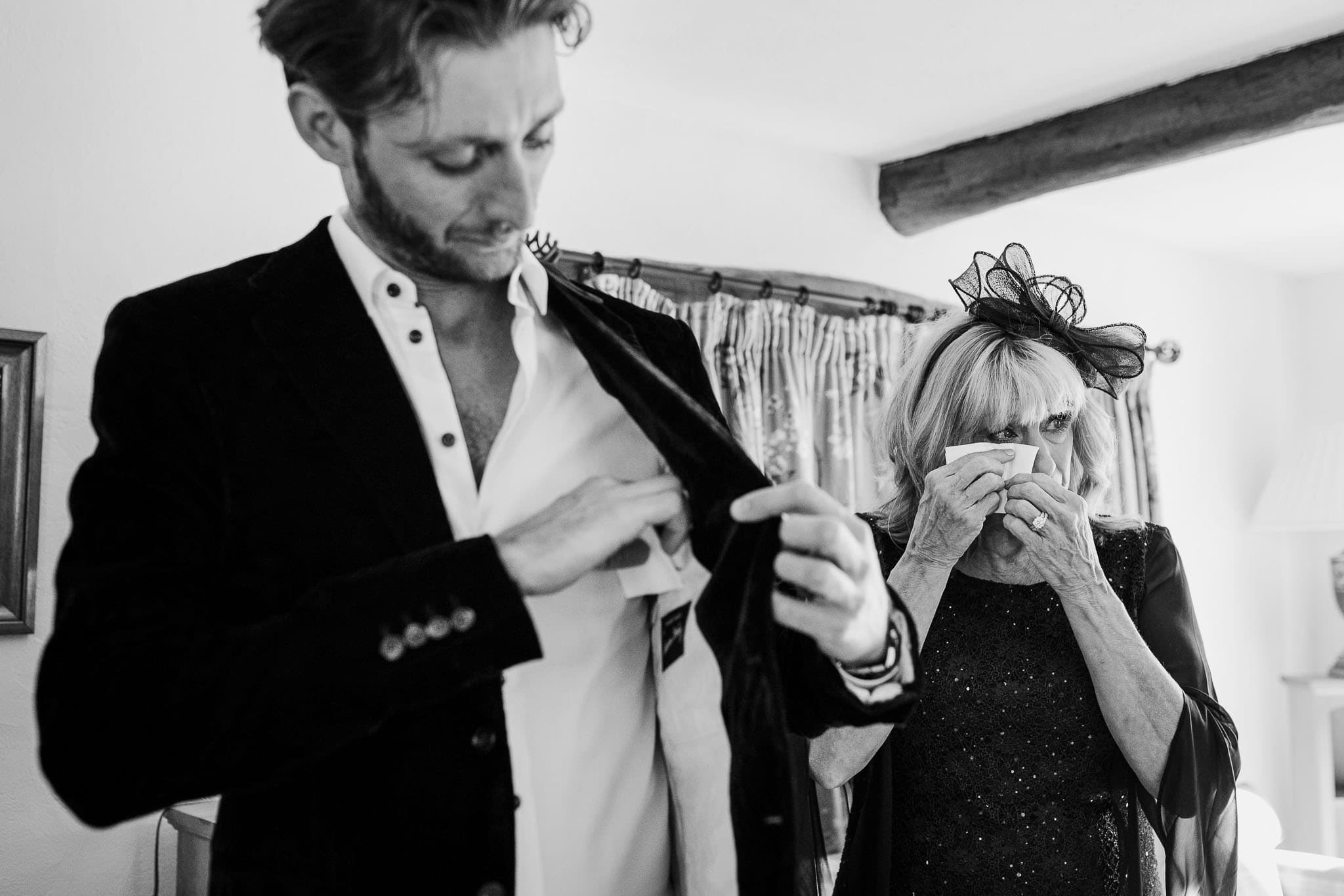 documenting wedding stories