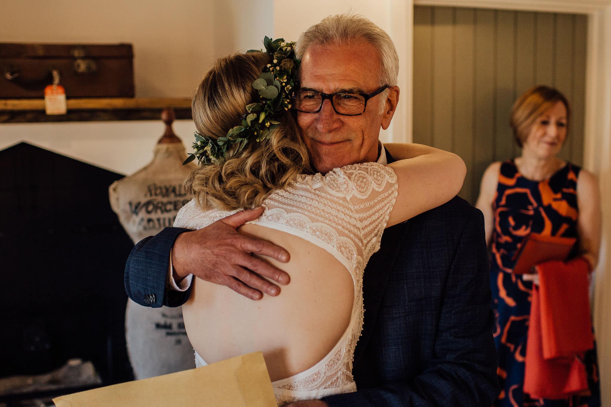 father of the bride first look at wedding dress