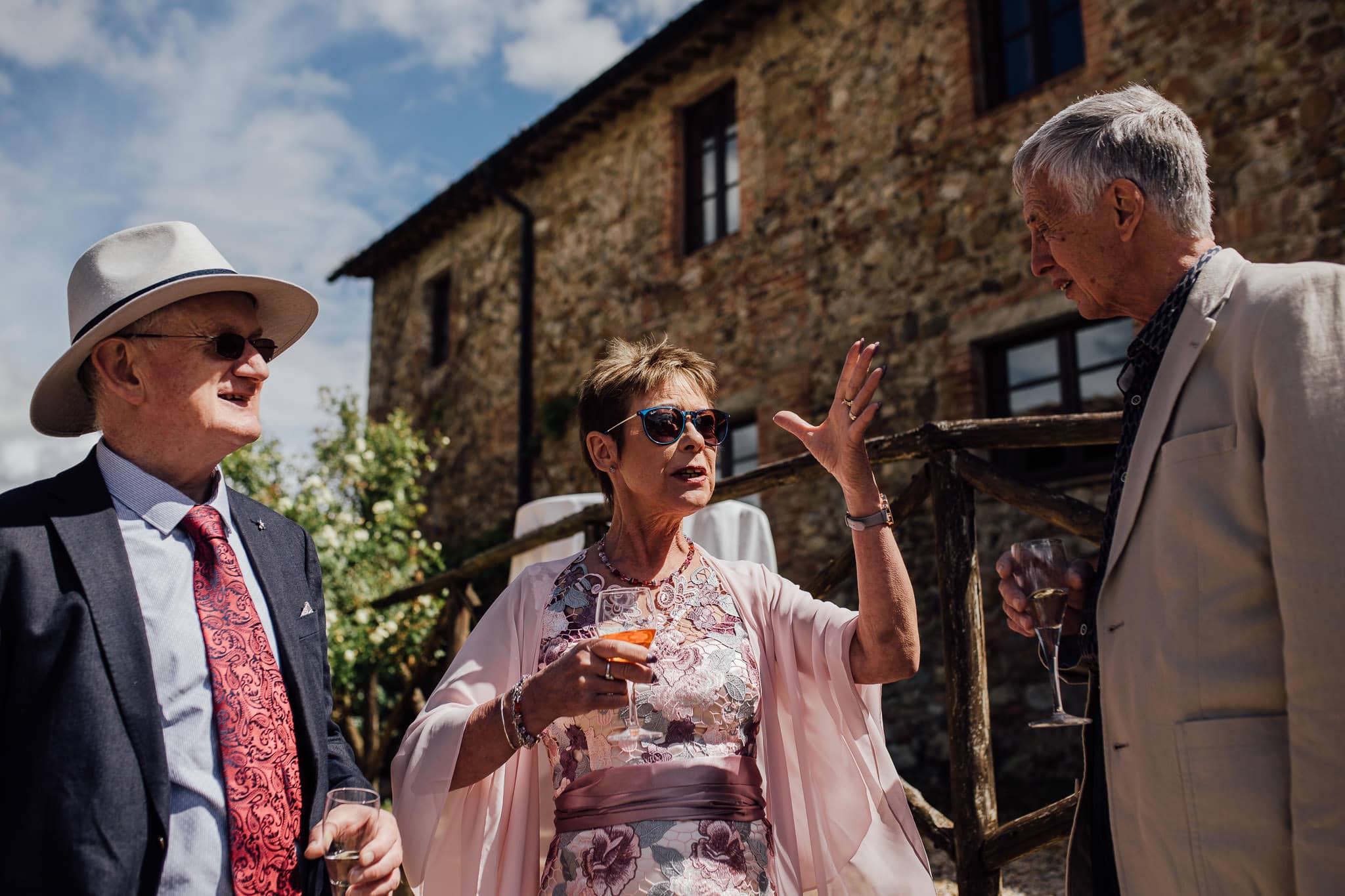 guests at Italy wedding