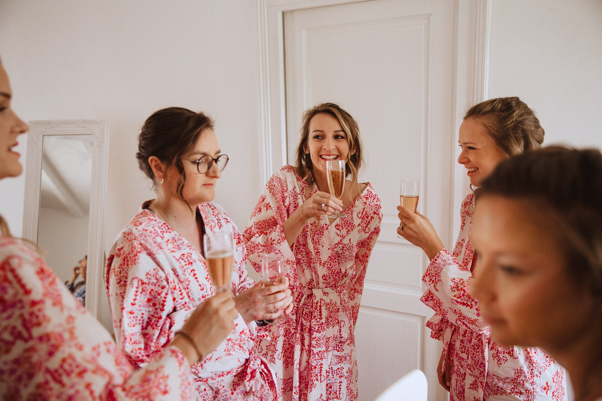 bride and bridesmaids getting ready at Chateau Tourbeille France
