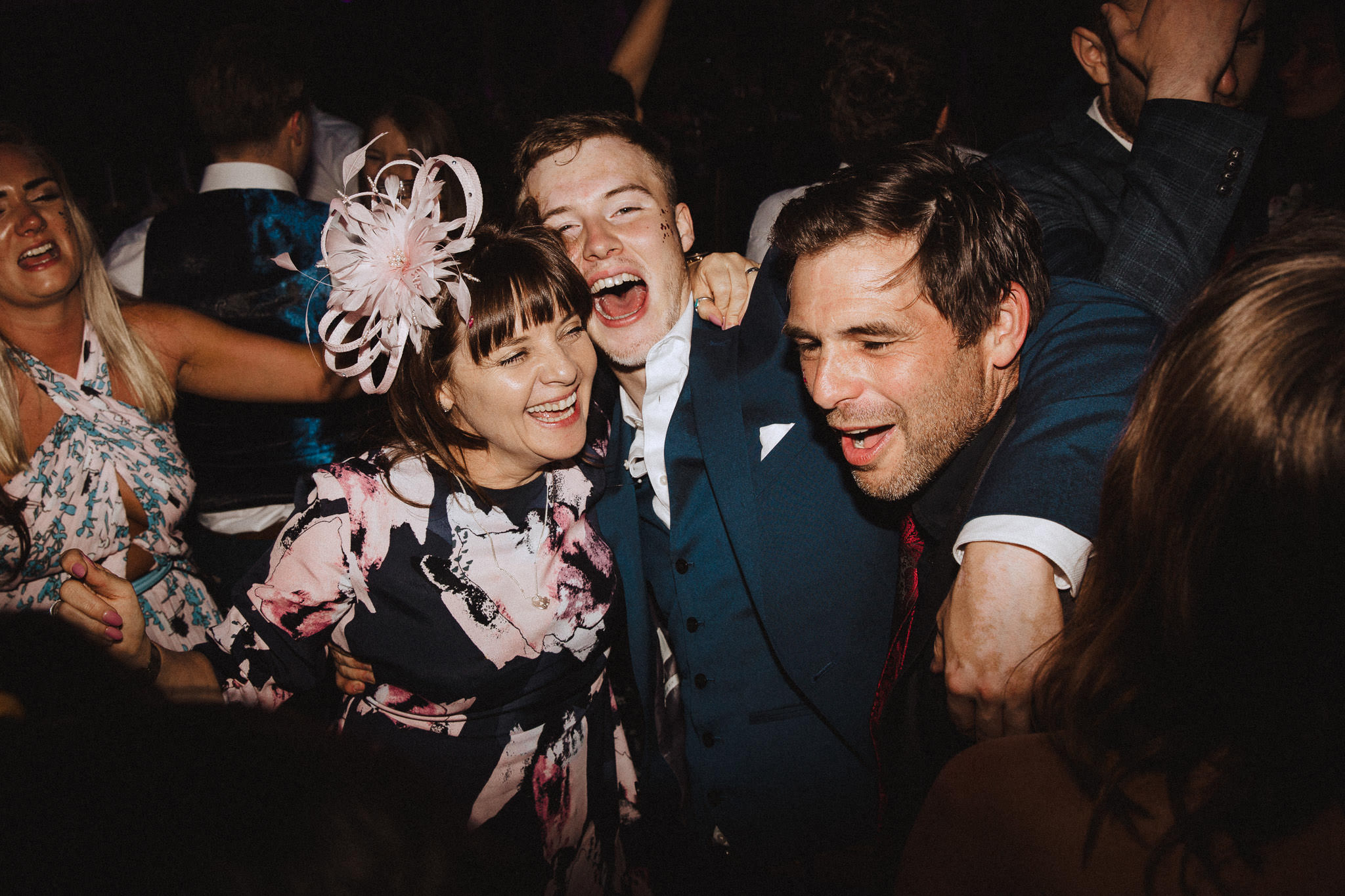 dancing at Sandon Hall wedding 