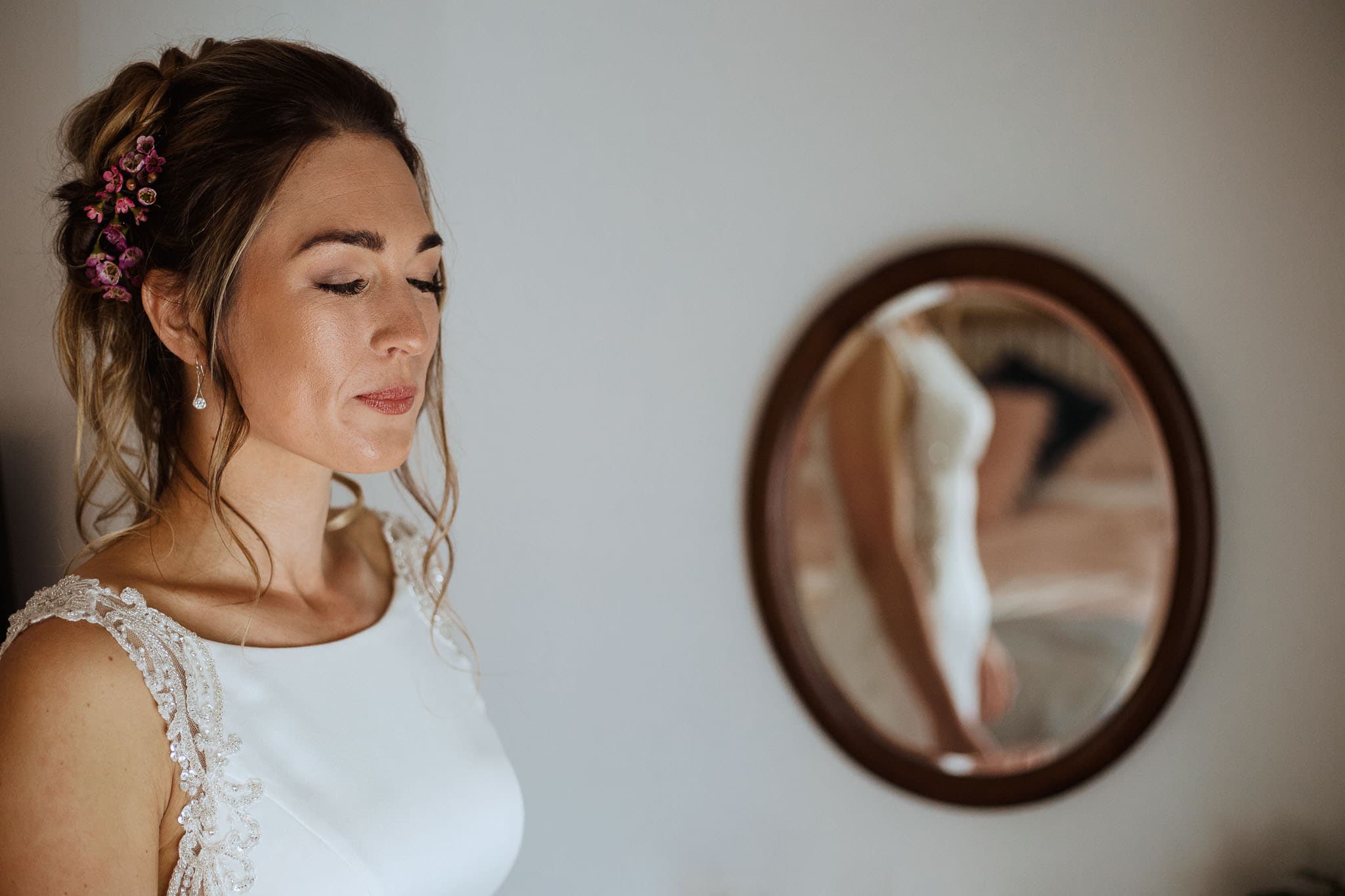 bridal prep in the cottages at The Granary Estates Wedding