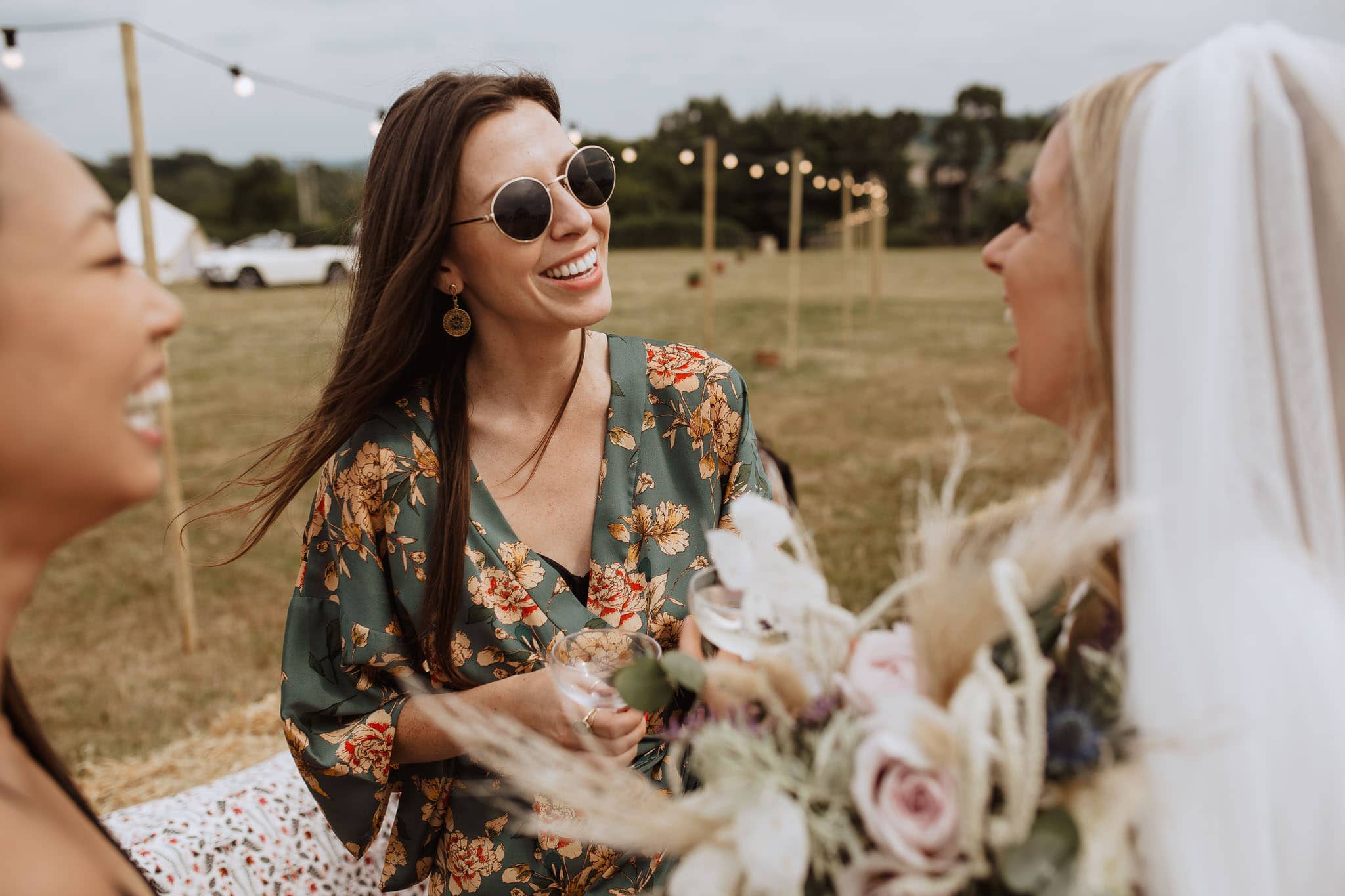 reportage wedding photographer captures guests laughing