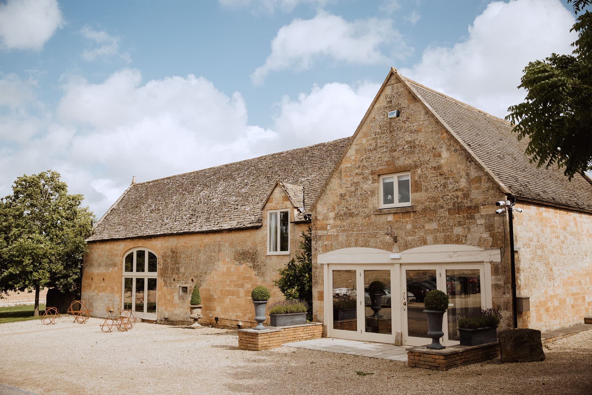 Lapstone Barn Wedding venue The Cotswolds